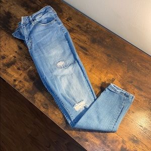 Ankle-length skinny jeans